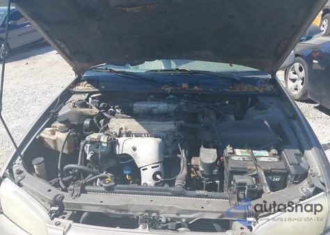 1999 Toyota Camry Le from USA, damaged, VIN 4T1BG22K5XU488052